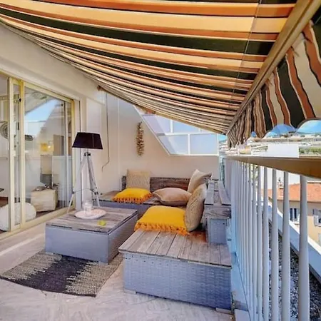 Apartment Beautiful 28m2 With Balcony Cannes